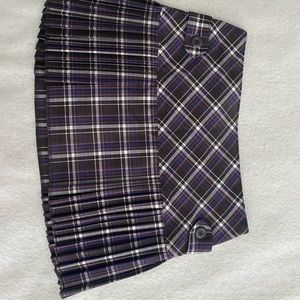 Cute plaid mini skirt